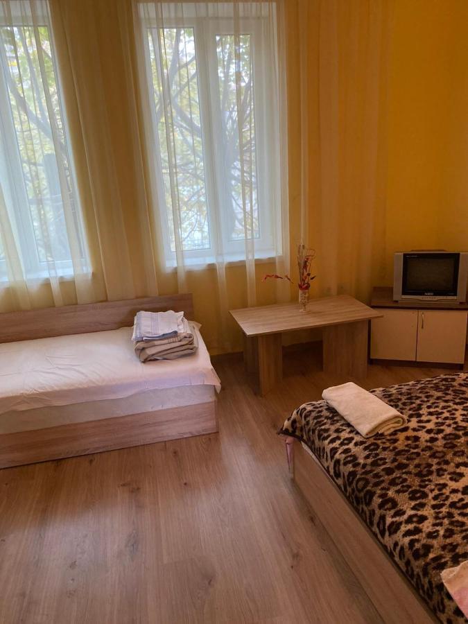 Апартмент 27 Юли 2 Apartment Varna Bagian luar foto