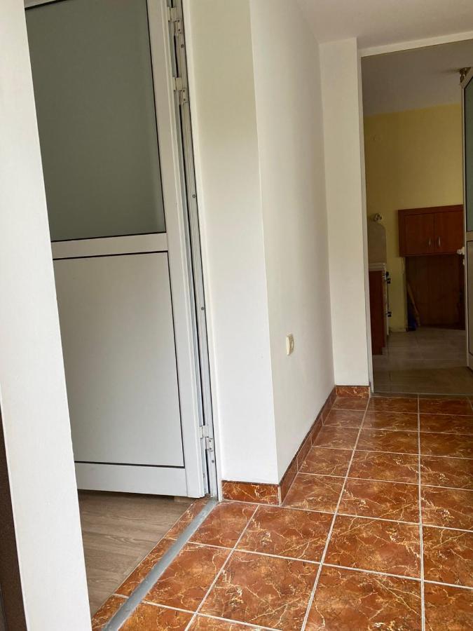 Апартмент 27 Юли 2 Apartment Varna Bagian luar foto