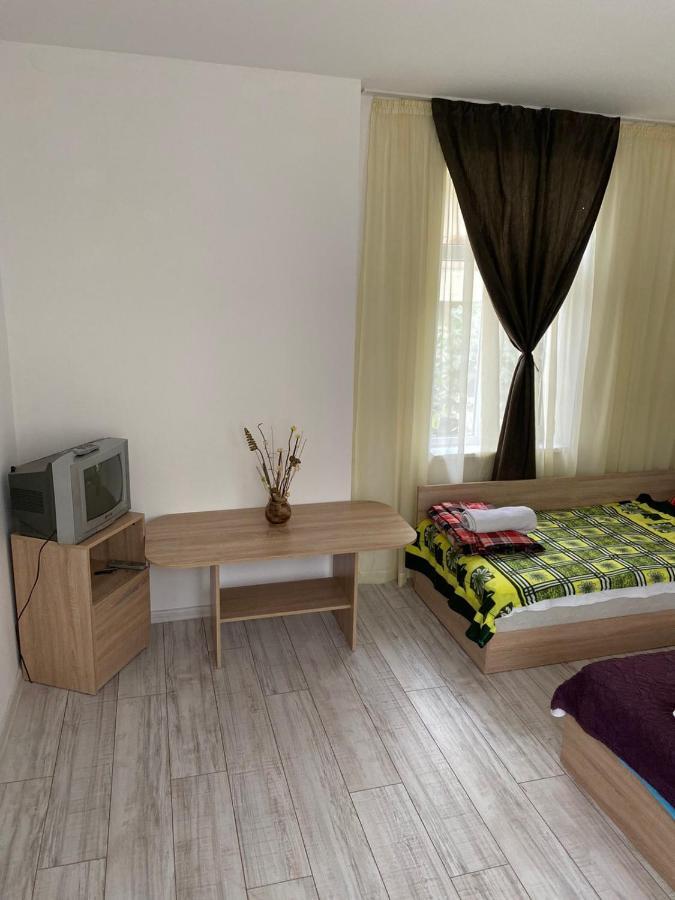 Апартмент 27 Юли 2 Apartment Varna Bagian luar foto