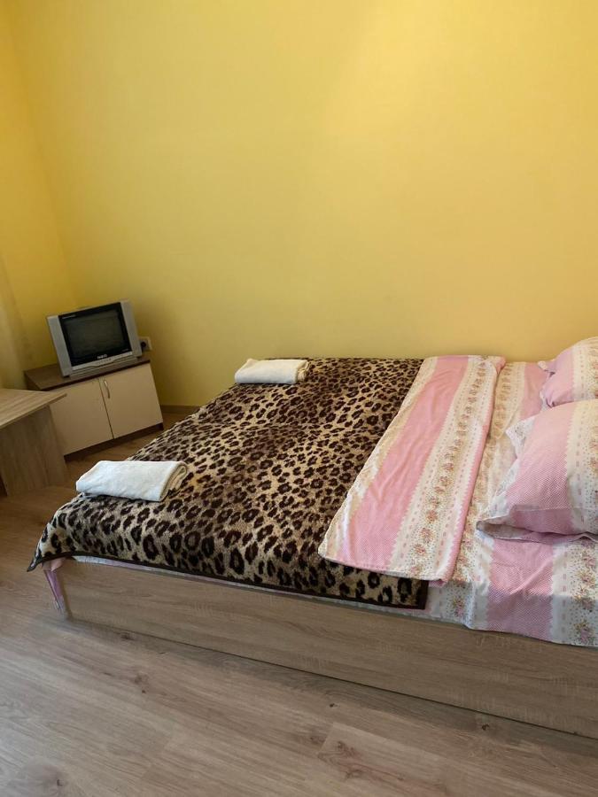 Апартмент 27 Юли 2 Apartment Varna Bagian luar foto